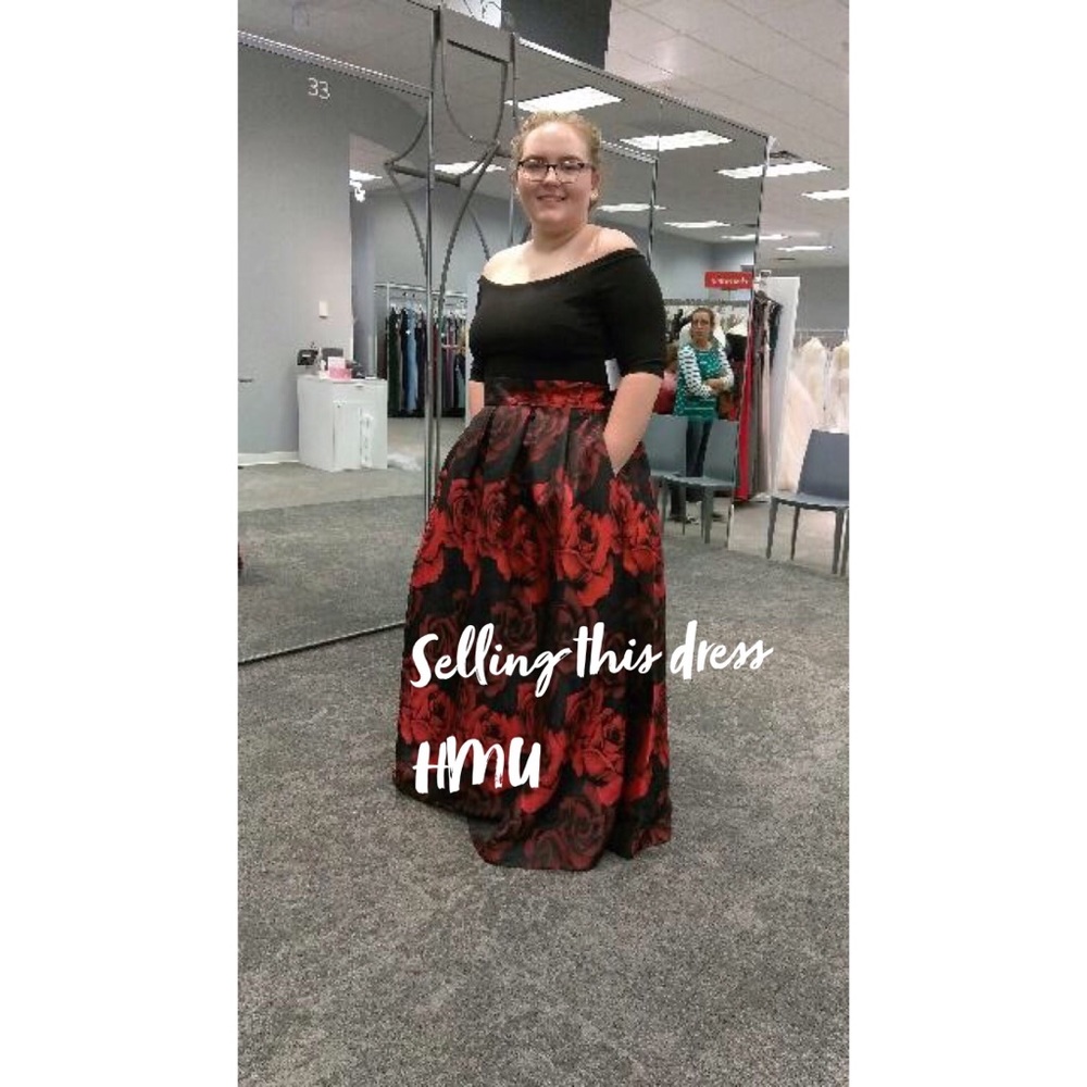 Prom/formal/pageant dress